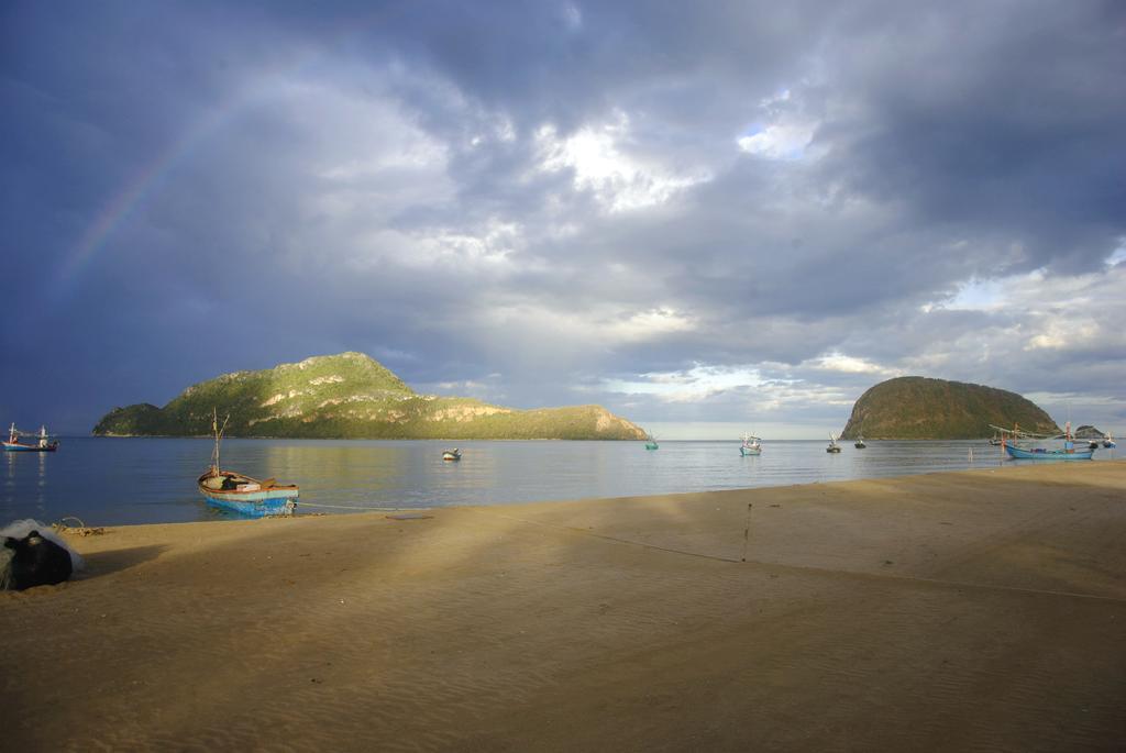 Baan Aroka Beach Front Sam Roi Yot Exterior foto